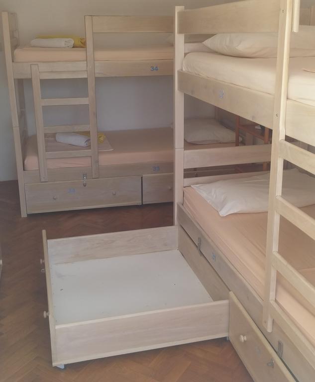 Hostel Villa Zorana Hvar Town Esterno foto