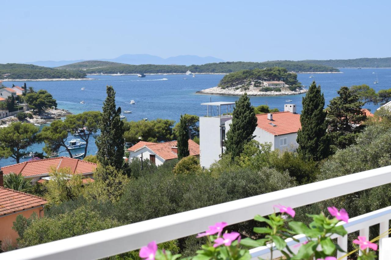 Hostel Villa Zorana Hvar Town Esterno foto